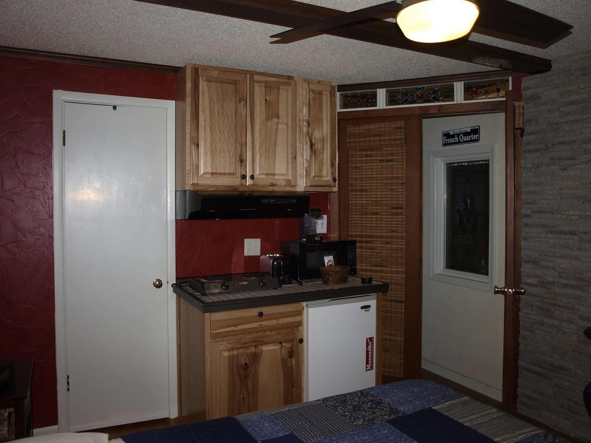 Riverside Motel Hayward Dış mekan fotoğraf
